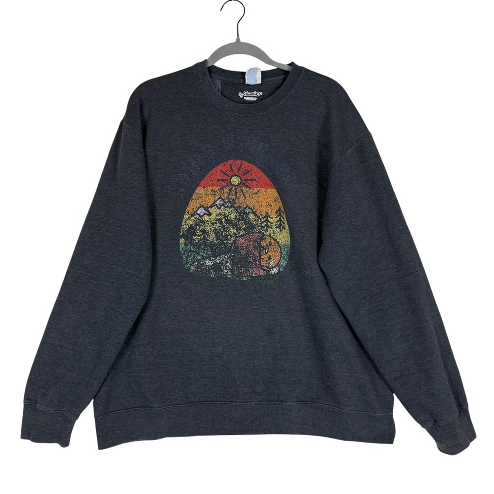 Sanrio Sweatshirt Mens XL Gray Fleece Gudetama Sunset Mountain Graphic Pullover